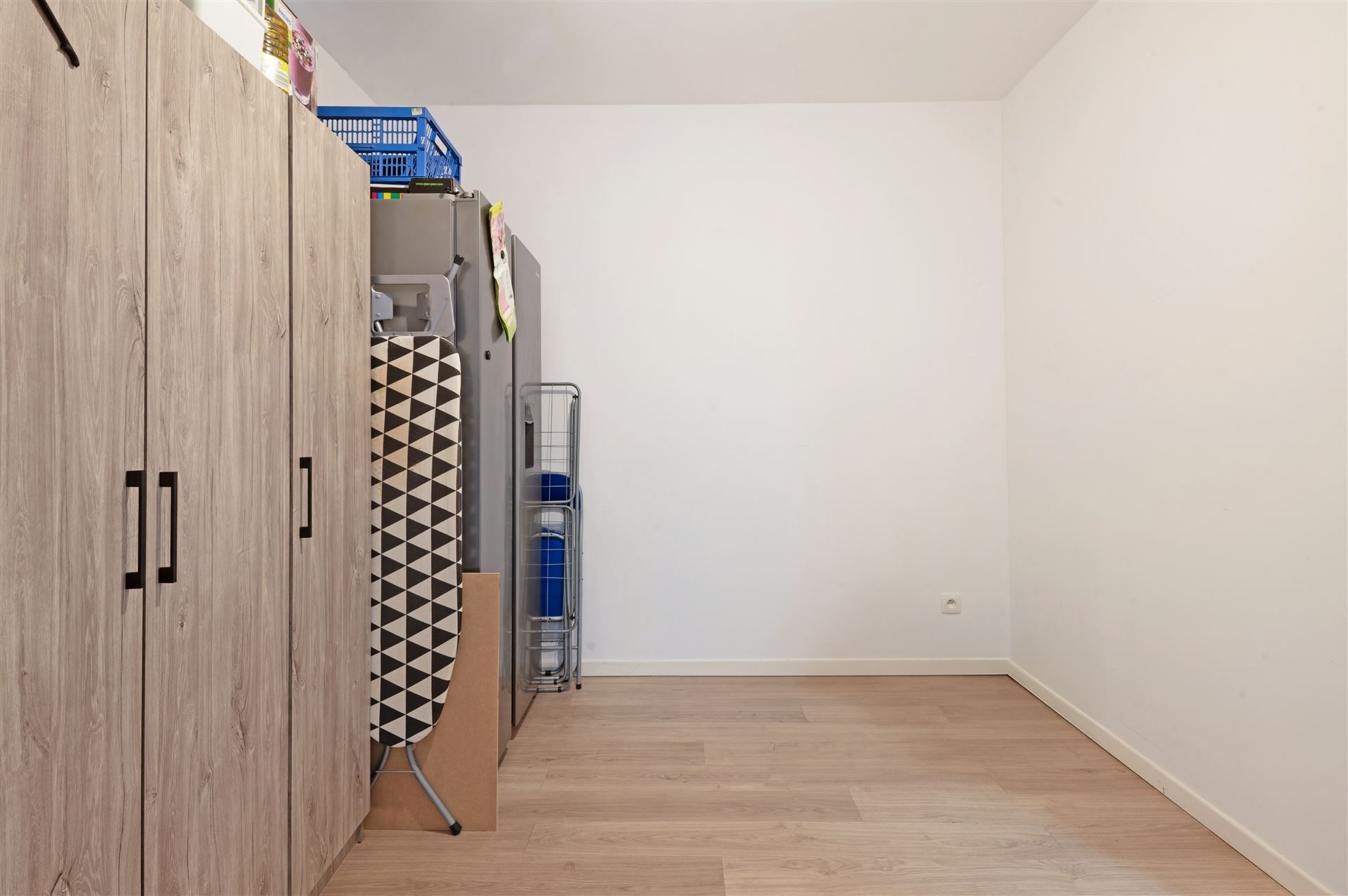 Lichtrijk appartement met autostaanplaats in Kruisem! foto 9