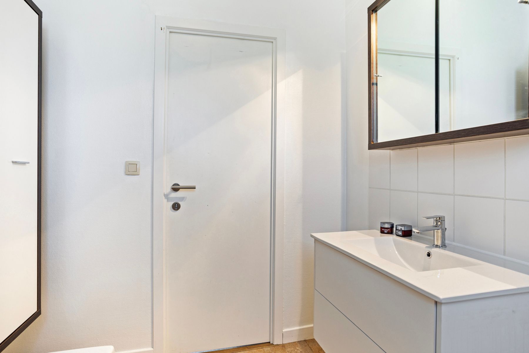 Lichtrijke instapklare woning nabij Vrijbroekpark foto 11