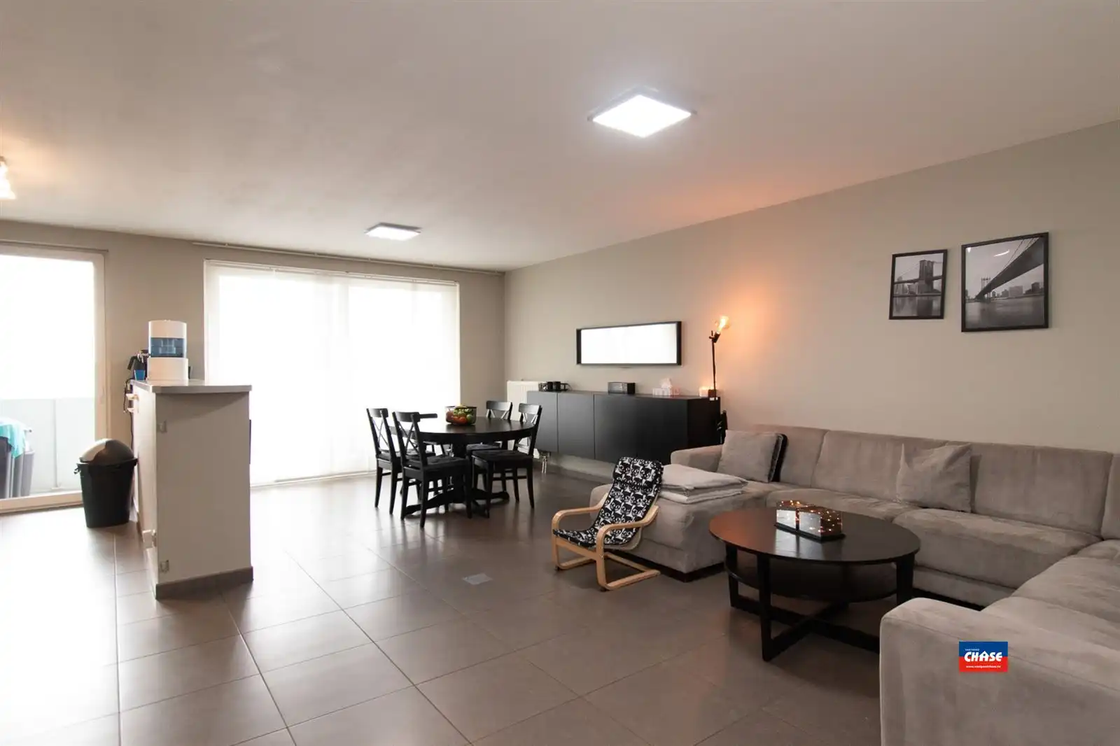 Appartement met 2 slaapkamers en terras  foto {{pictureIndex}}