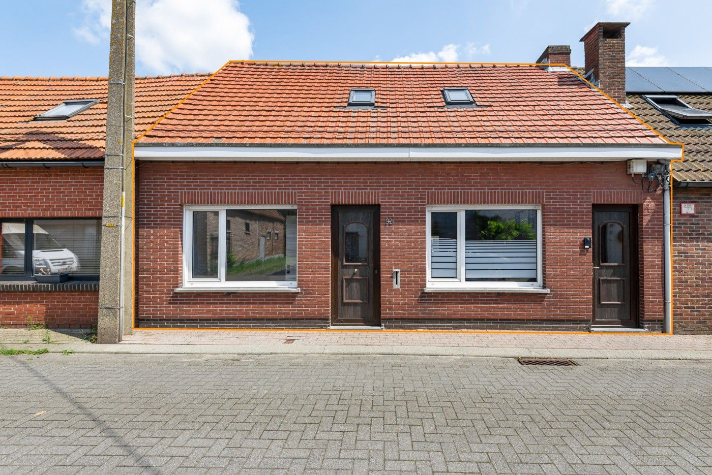 Keurig gerenoveerde woning met 3 slpk. en tof stadstuintje foto 1