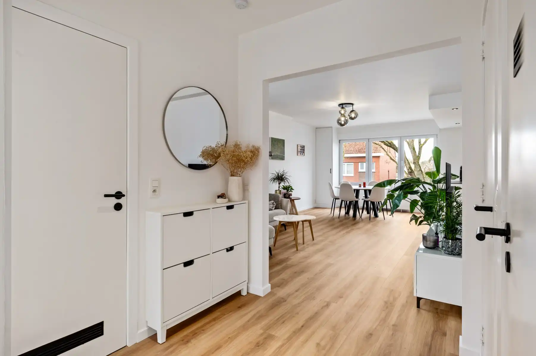 Uitstekend gelegen en instapklaar gerenoveerd appartement foto 6