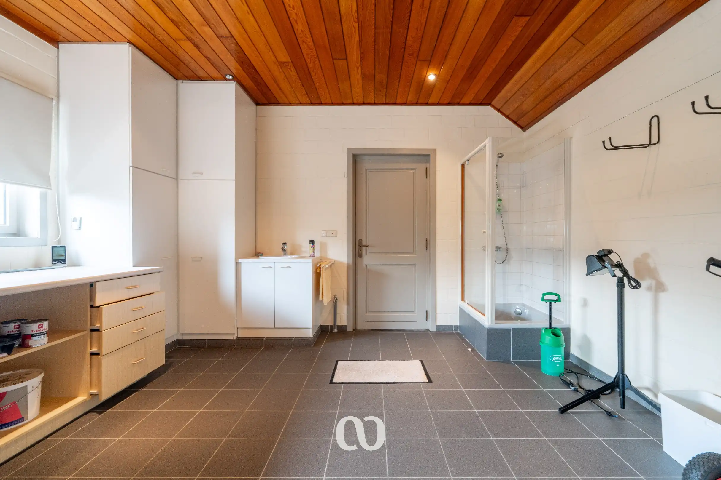 Prachtig onderhouden villa op meer dan 2.000 m² in Kaster foto 36