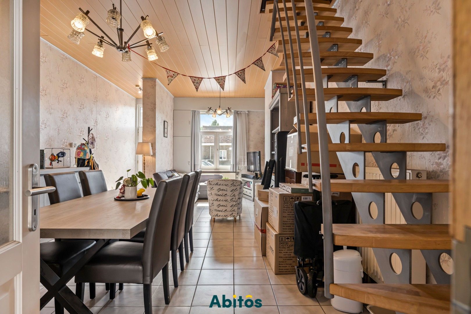 Halfopen bebouwing met drie slaapkamers ideaal voor co-housing foto 17