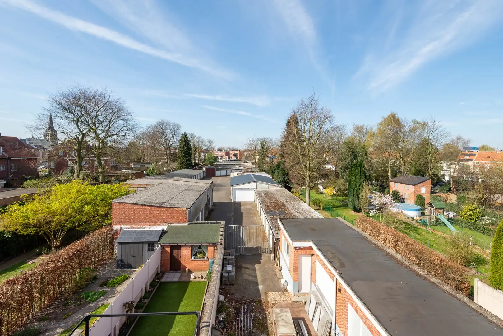 Instapklaar en ruim appartement in het hart van Ekeren! foto 15