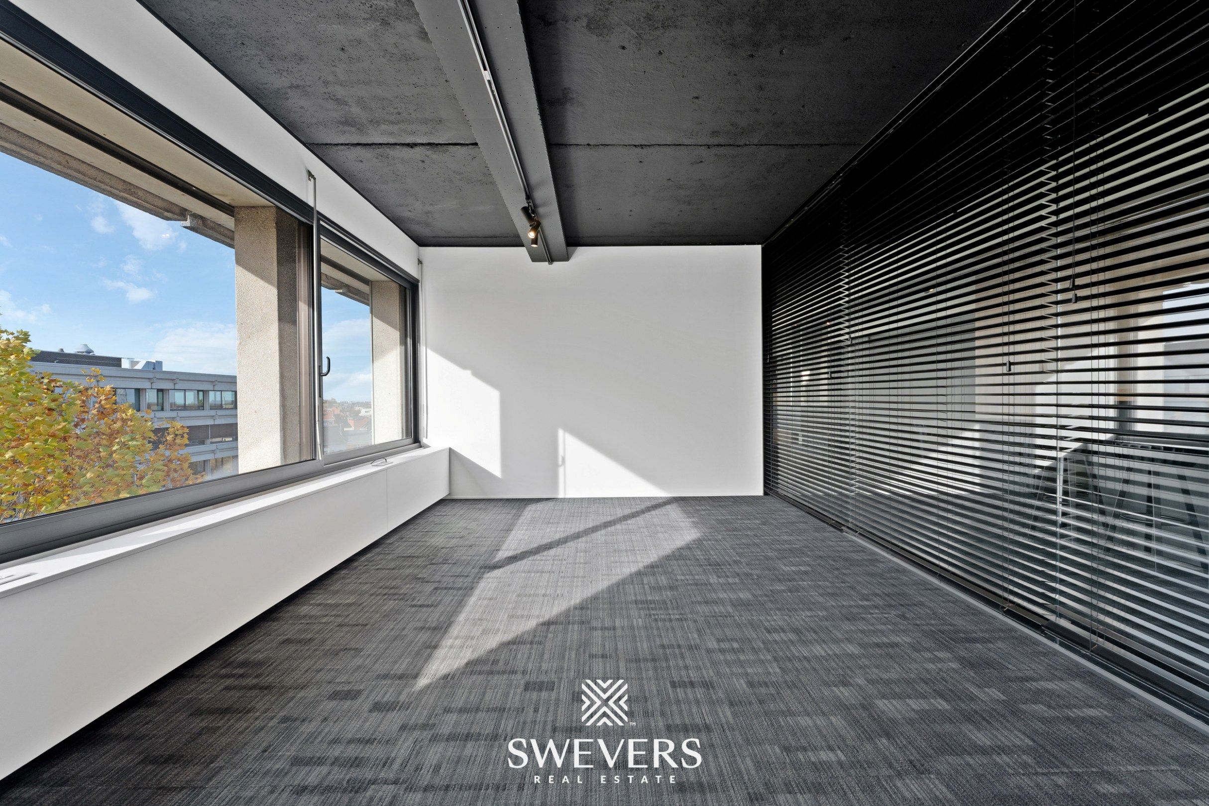 Instapklare trendy kantoren ( 412 m2 ) incl. parking op toplocatie centrum Hasselt foto 27