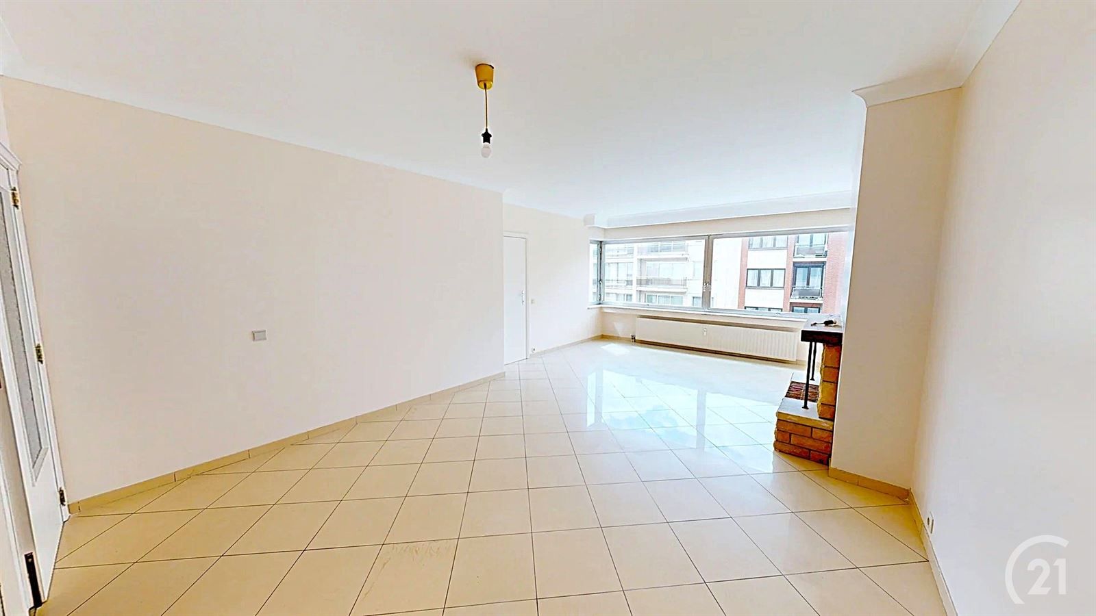 Lichtrijk appartement 2 slaapkamers met terras foto 5