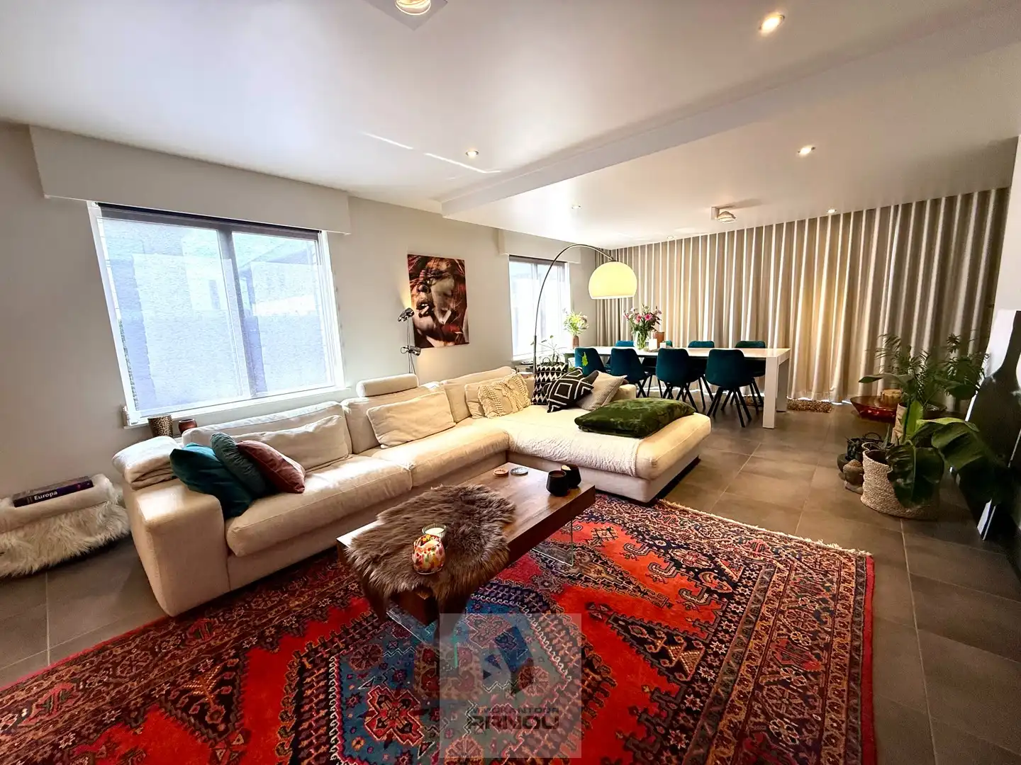 Moderne, instapklare en verrassend ruime gezinswoning in rustige doodlopende straat foto 7