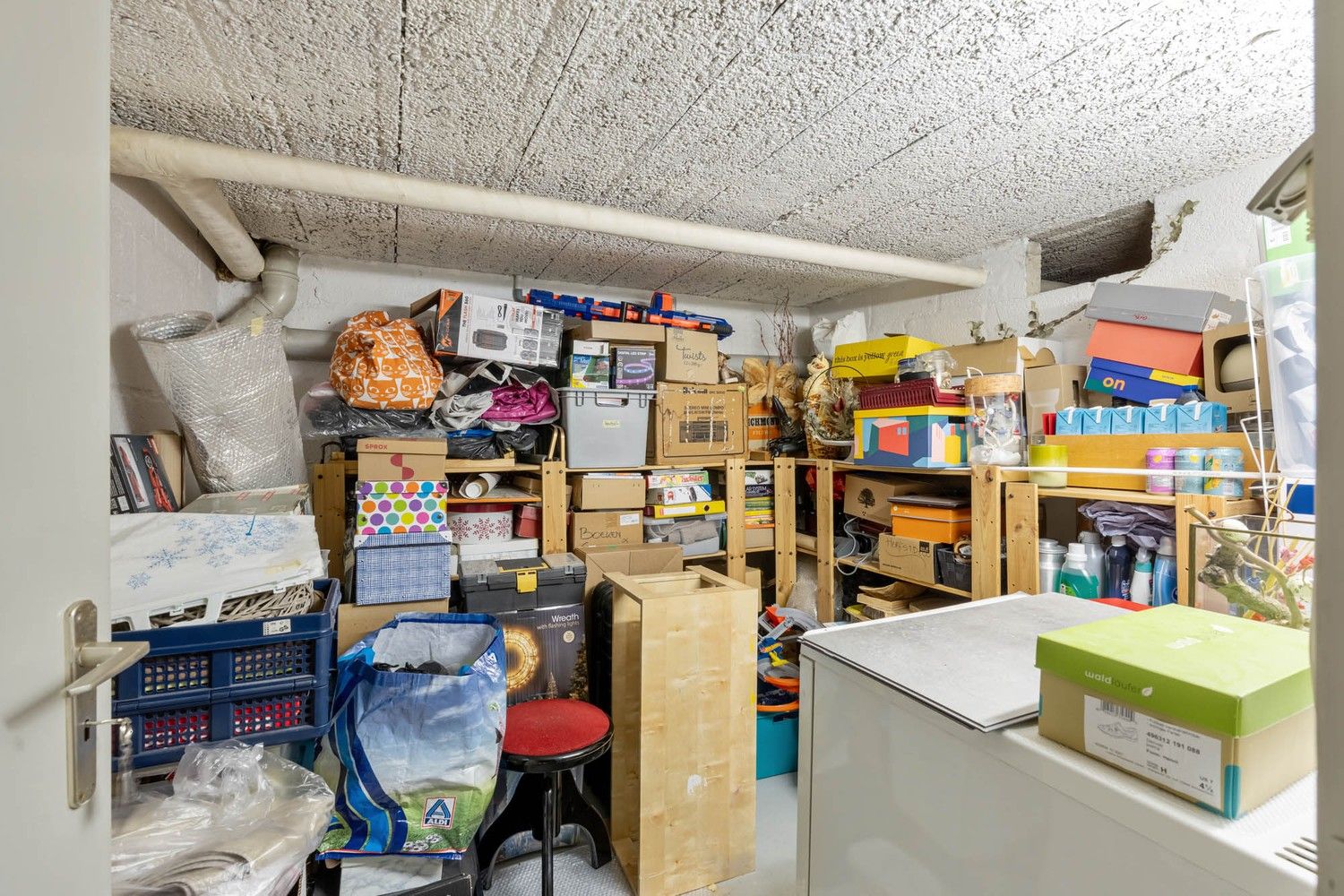 Licht en modern appartement met 2 slaapkamers op wandelafstand van het centrum van Bilzen! foto 16