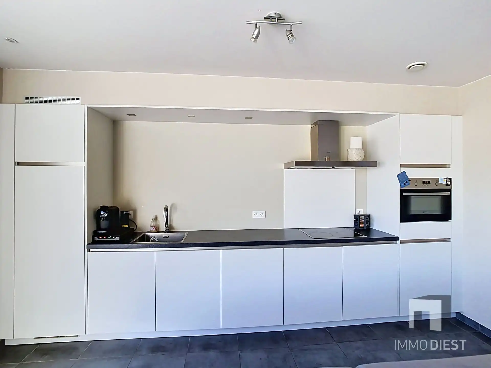 Een appartement waar comfort en ligging samenkomen. foto 5