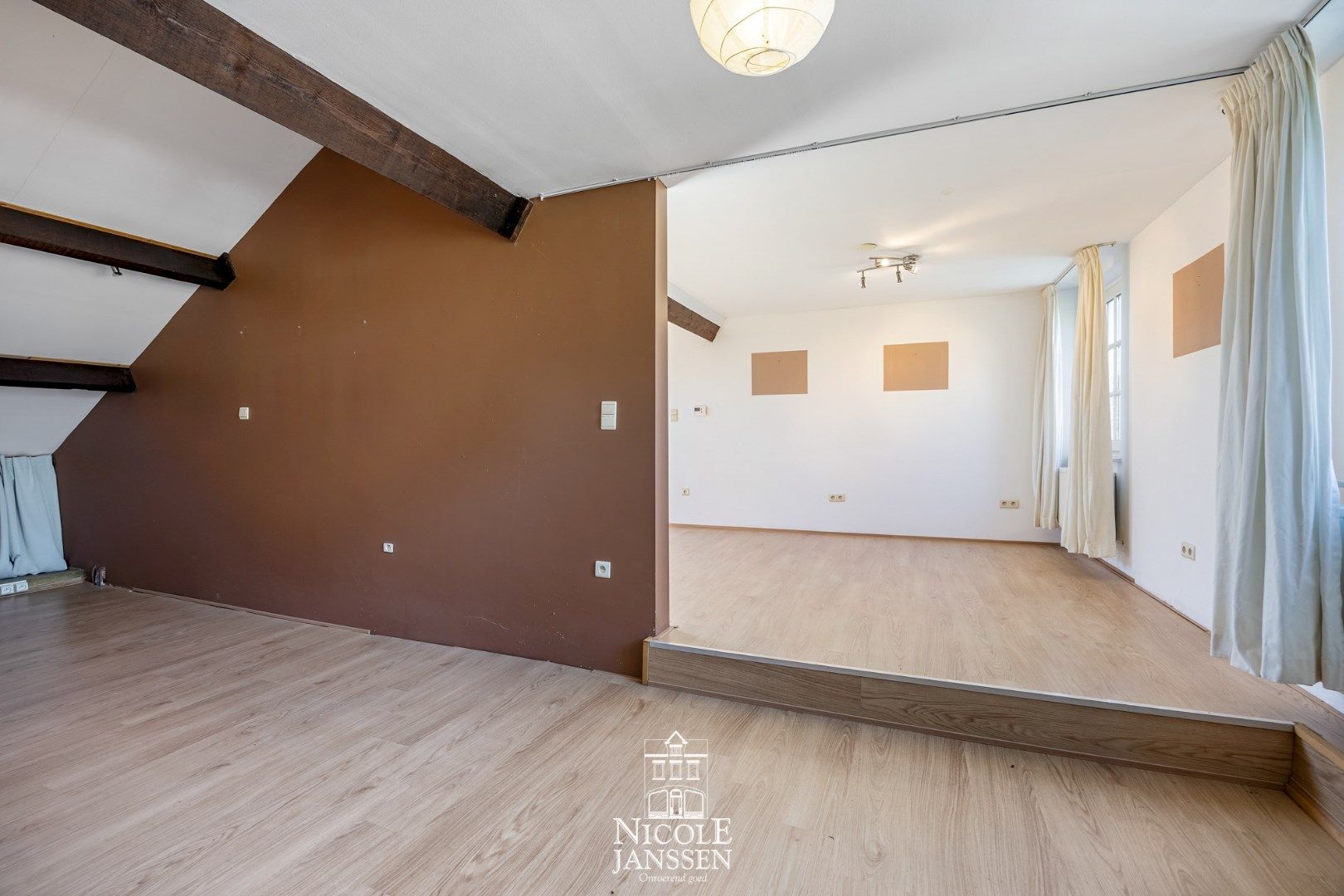 Vrijstaande woning op royaal perceel foto 17