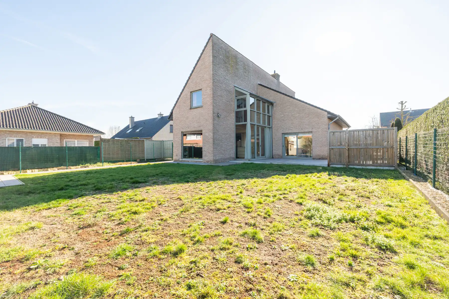 Ruime architecturale villa met Droomtuin in Schellebelle foto 3