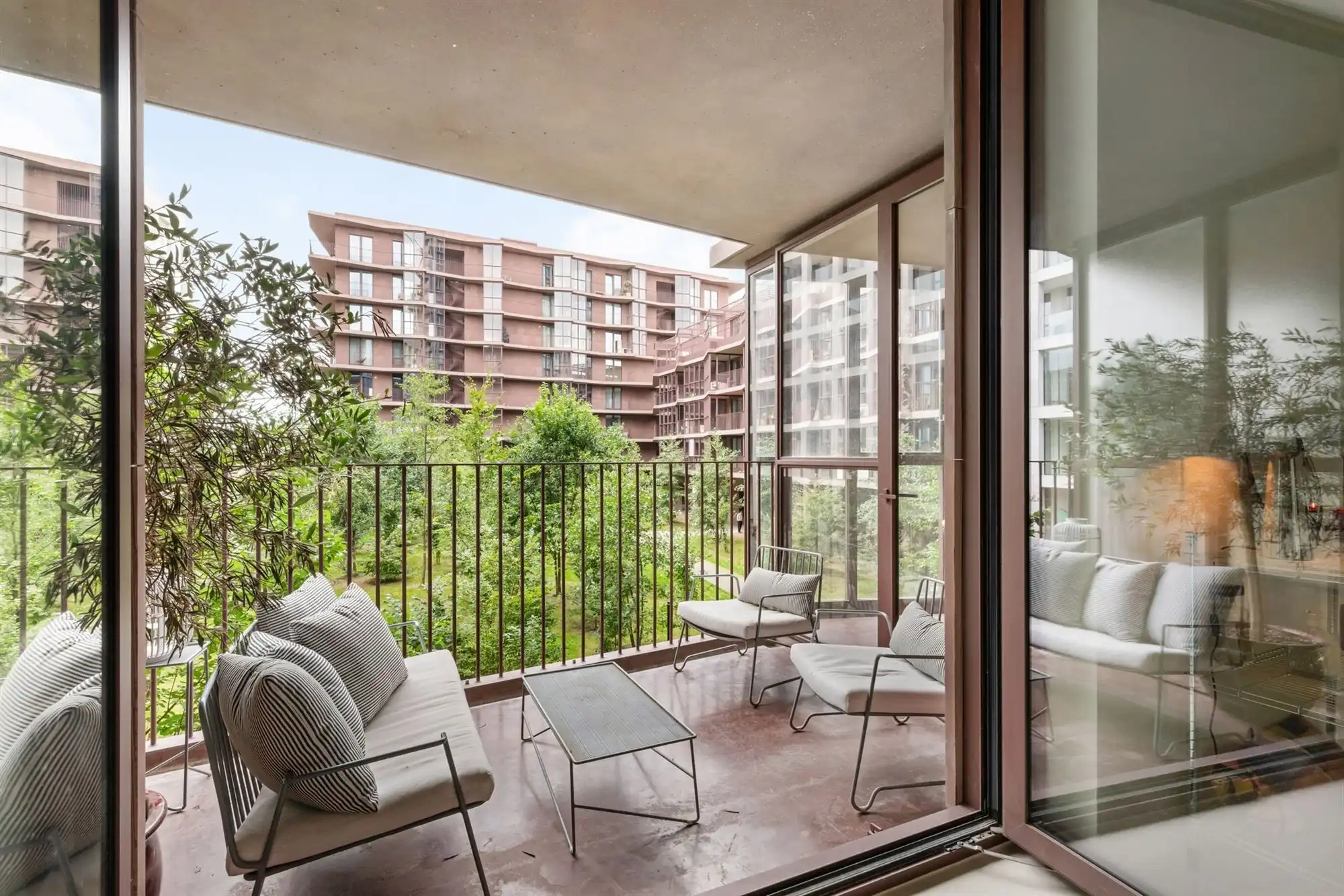 Trendy appartement met hedendaags karakter foto 15