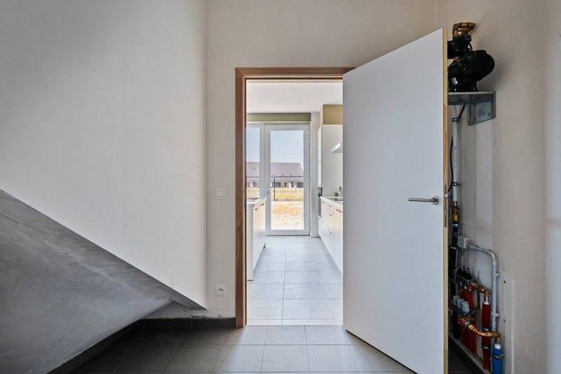 Moderne nieuwbouwwoning op 274 m² TE KOOP in Wakken! foto 14