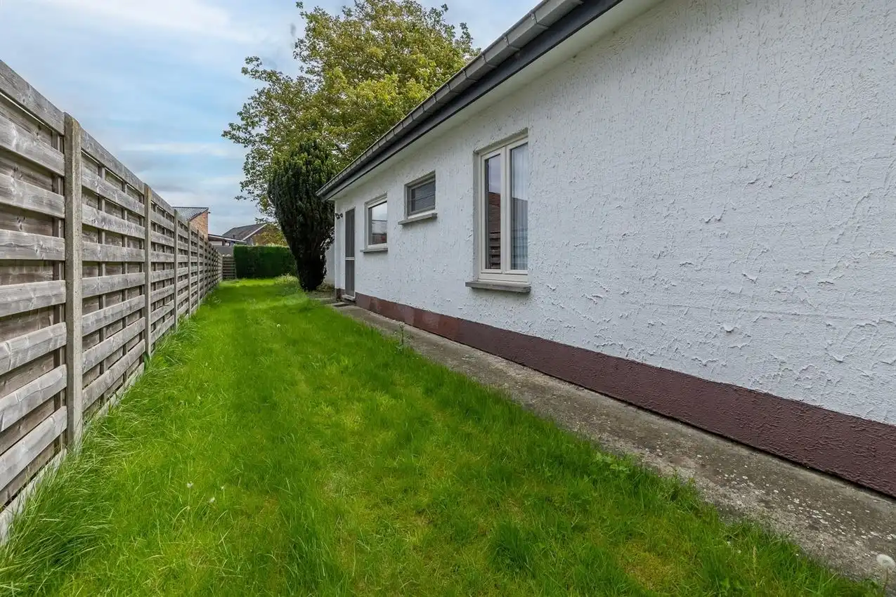 Gelijkvloers, toplocatie, prima indeling, label D, prachtige boom foto 16