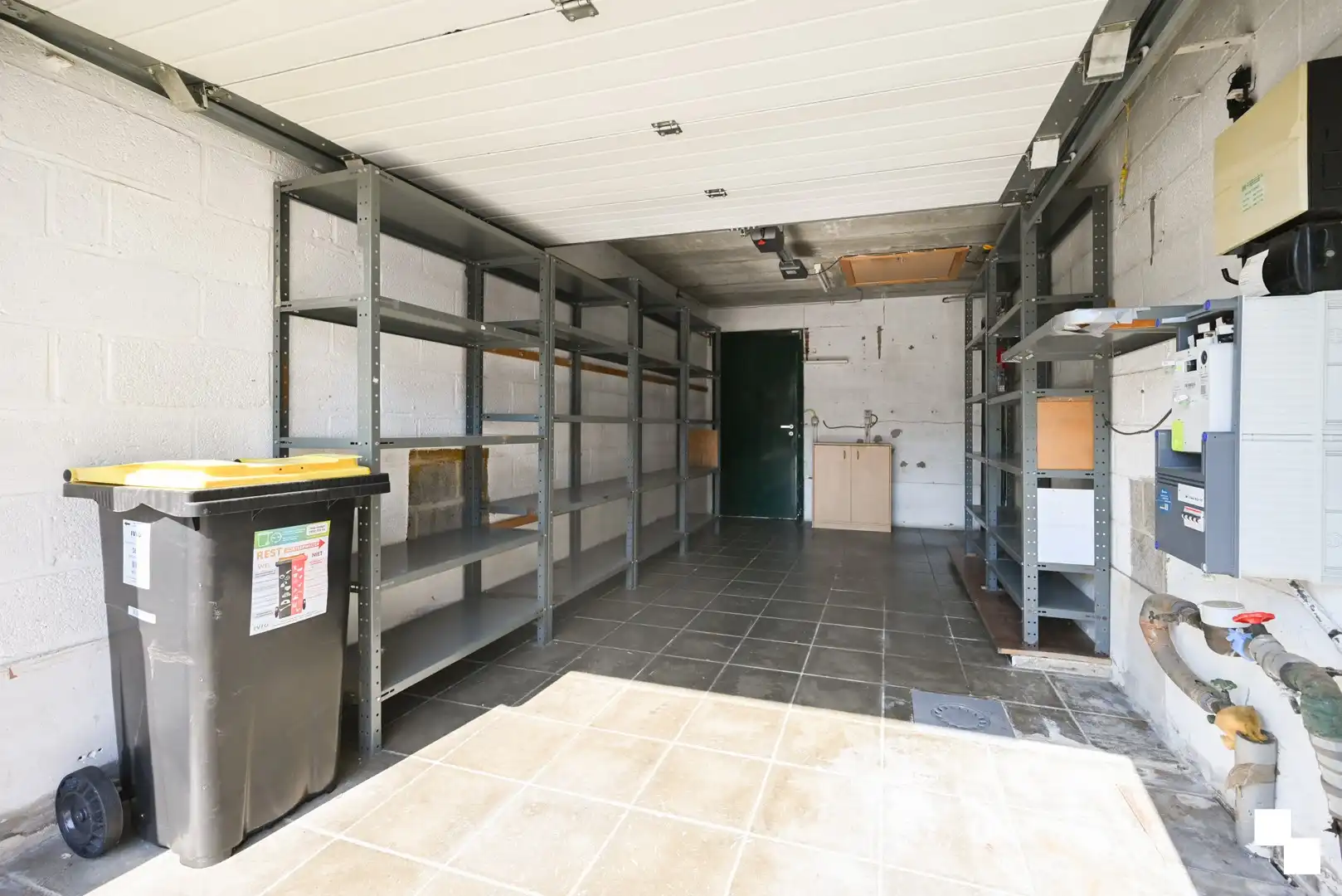 Eengezinswoning met garage gelegen in doodlopende straat te Lendelede foto 15