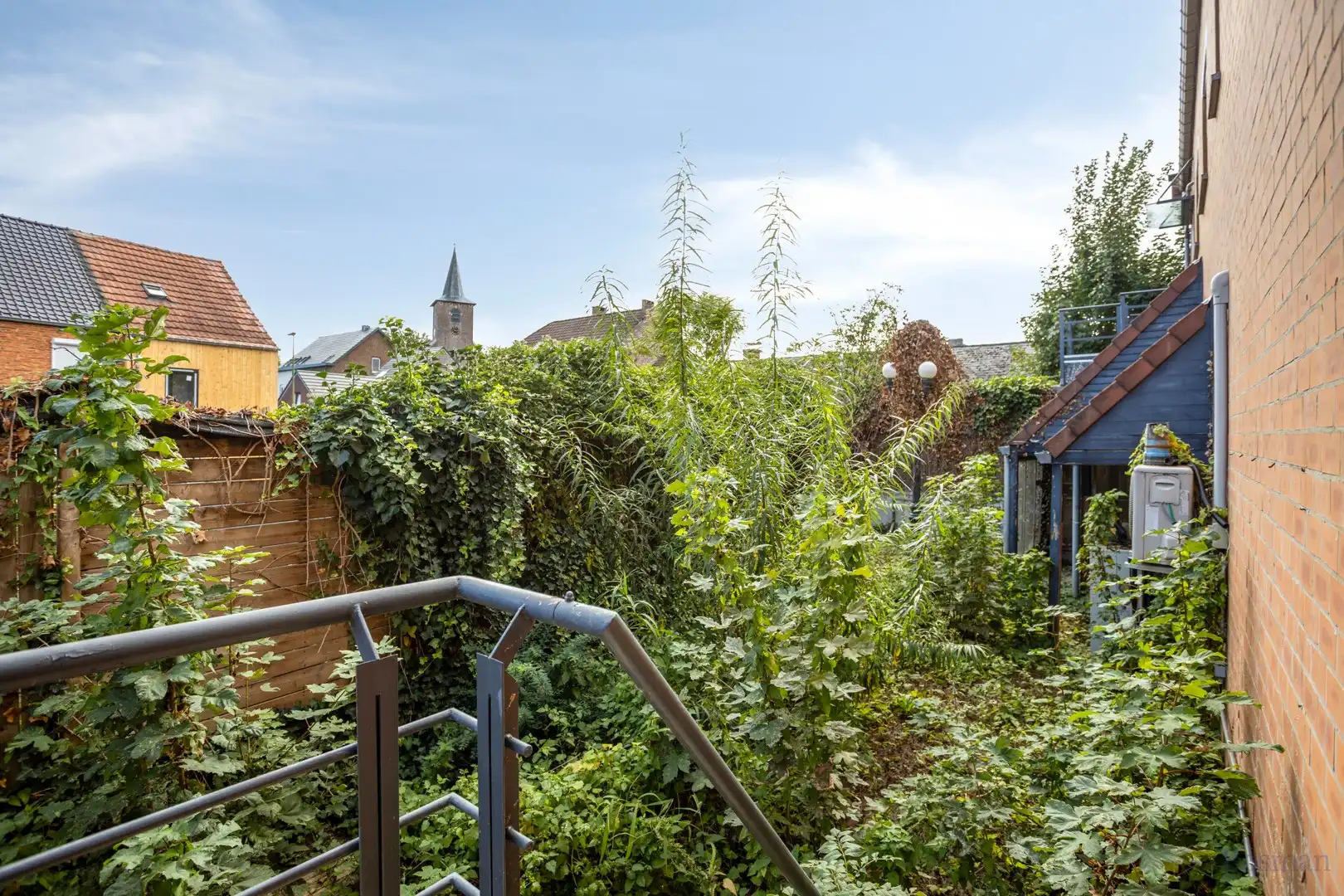 Handelspand met parking te koop in Diest foto 13