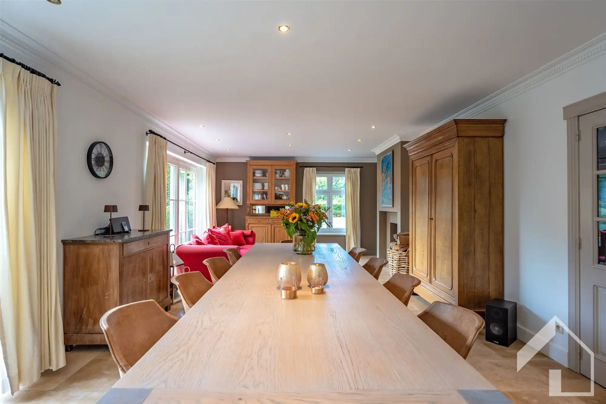 Exclusieve villa met loods, prachtige tuin en topafwerking op ruim 7.400 m²  foto 11