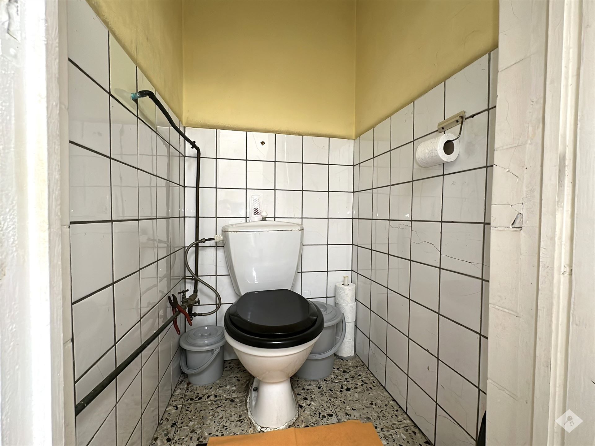 Te Renoveren Woning te Koop in Lebbeke foto 8