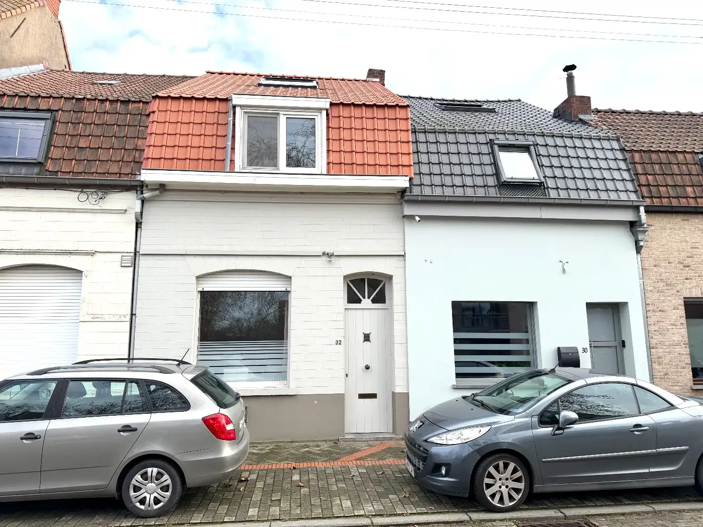 Instapklare rijwoning in het hart van Harelbeke met uitweg voor fietsen foto 22