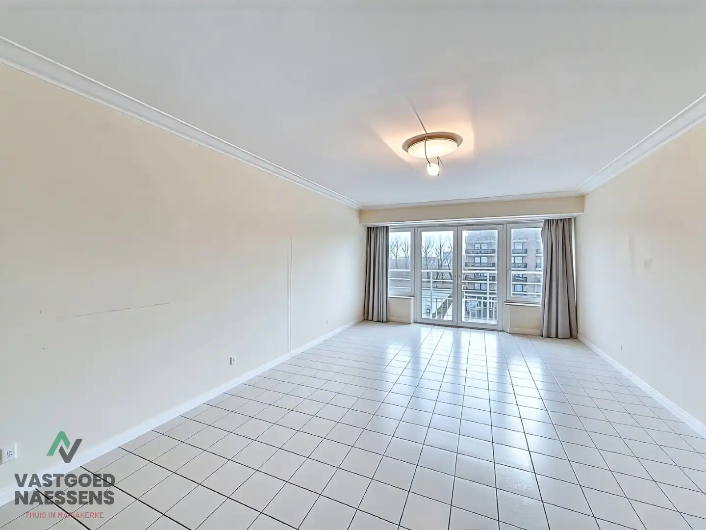 Appartement te koop Troonstraat 81 -/03.08 - 8400 Oostende