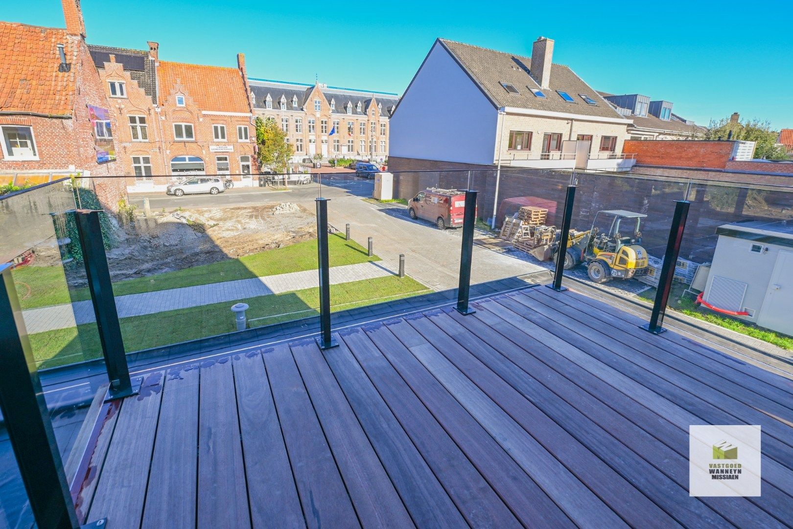 Ruim en luxueus 3-slpk appartement met 24m2 terras met zicht op het gemeentehuis foto 3