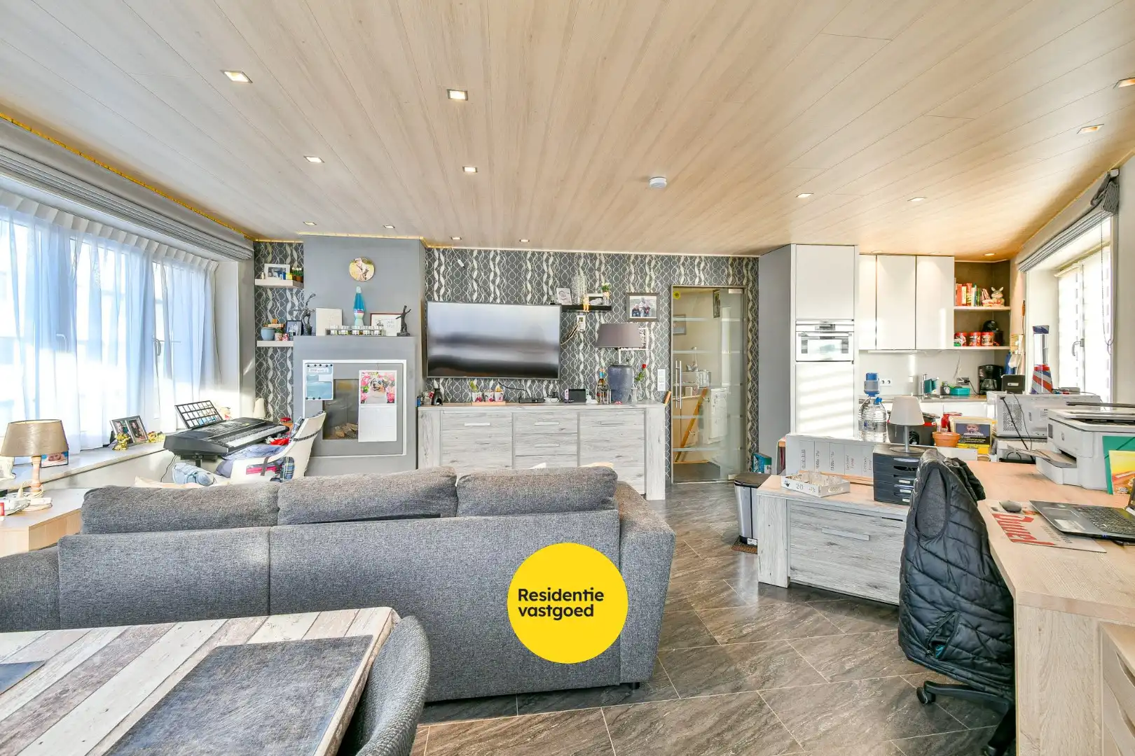 Horecazaak met woonst foto 17