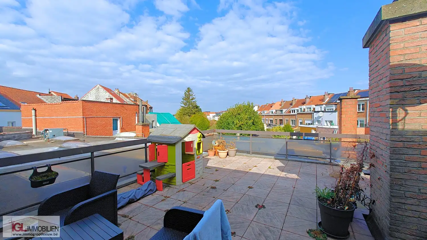 Handelspand op topliging met optimale zichtbaarheid langsheen Bergensesteenweg met veel parking en twee woongelegenheden! foto 23