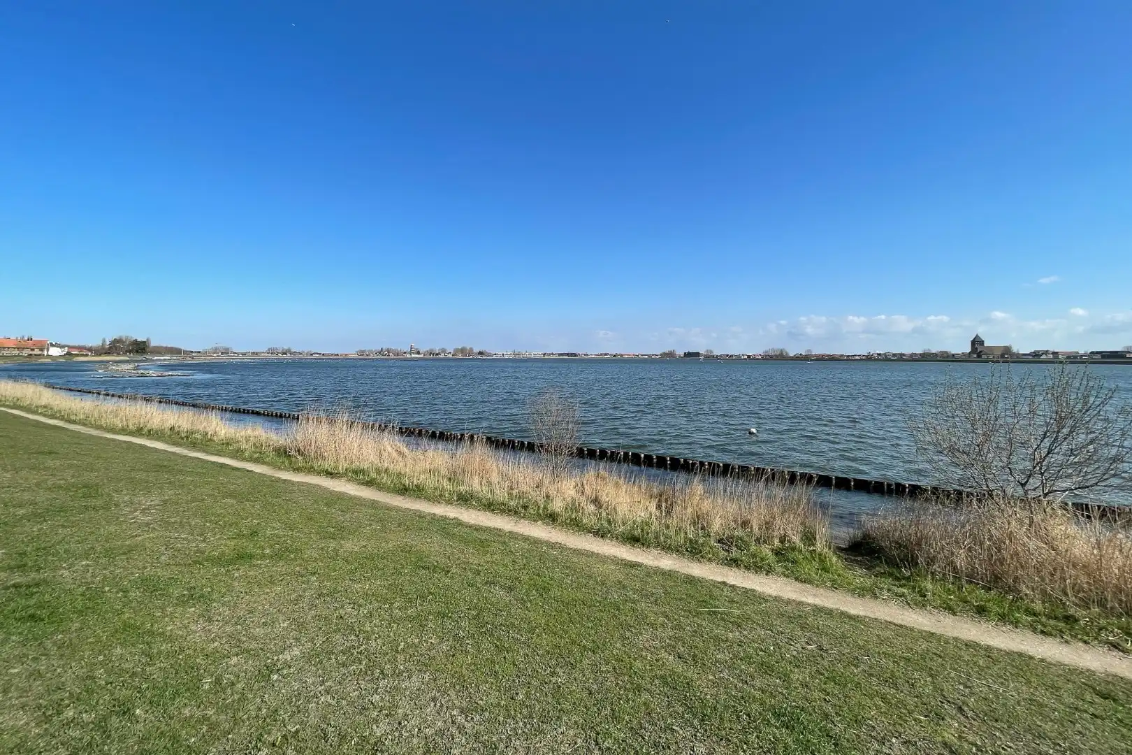 Gelijkvloers 2-slaapkamerappartement foto 3