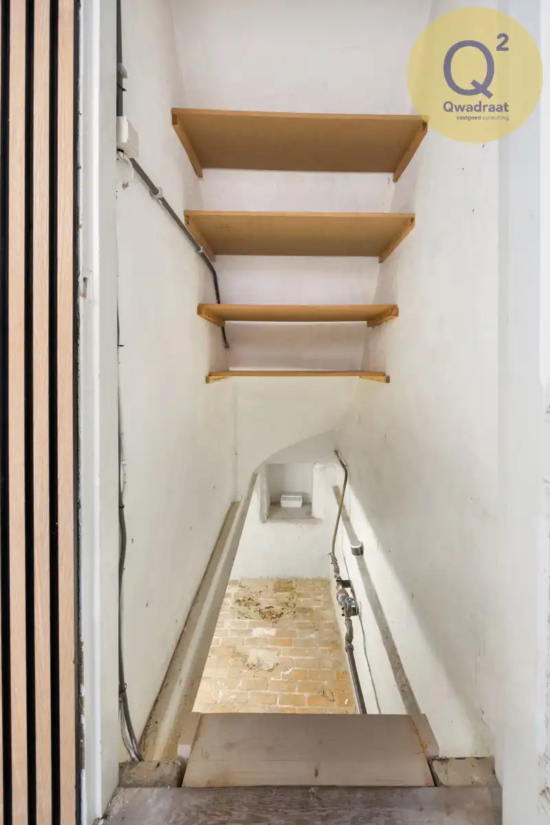 Gerenoveerde instapklare woning met grote tuin foto 31