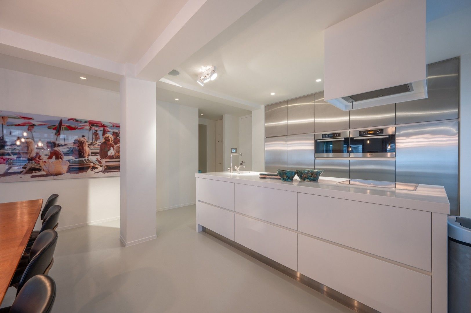 Instapklaar hedendaags hoekappartement rustig gelegen op enkele passen van de zee. foto 6