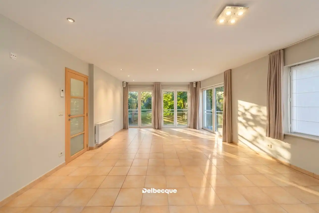 Hoekappartement met 2 slk en open zicht op de Brugse Vesten  foto 3