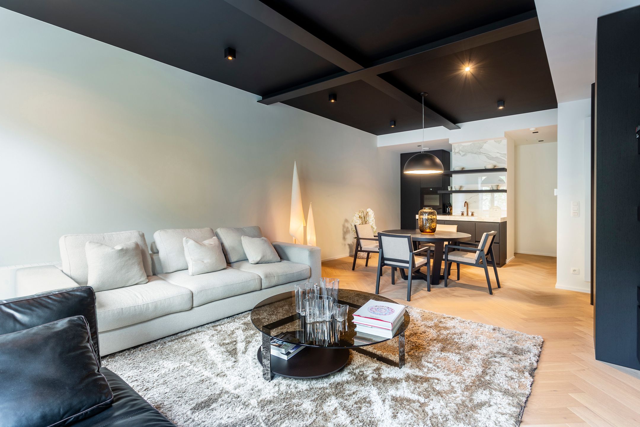 exclusief en luxueus wonen in recente realisatie The Banker foto 4