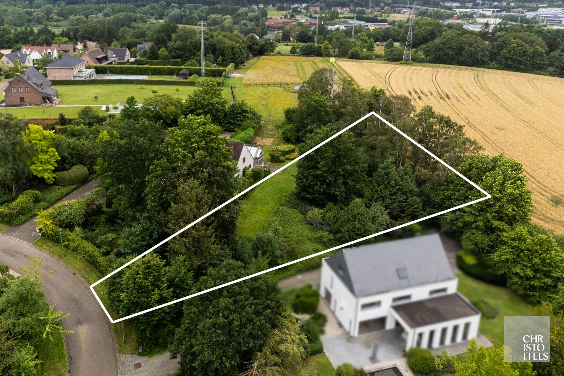 Bouwgrond voor open bebouwing op een perceel van 1.369m²!  foto 3