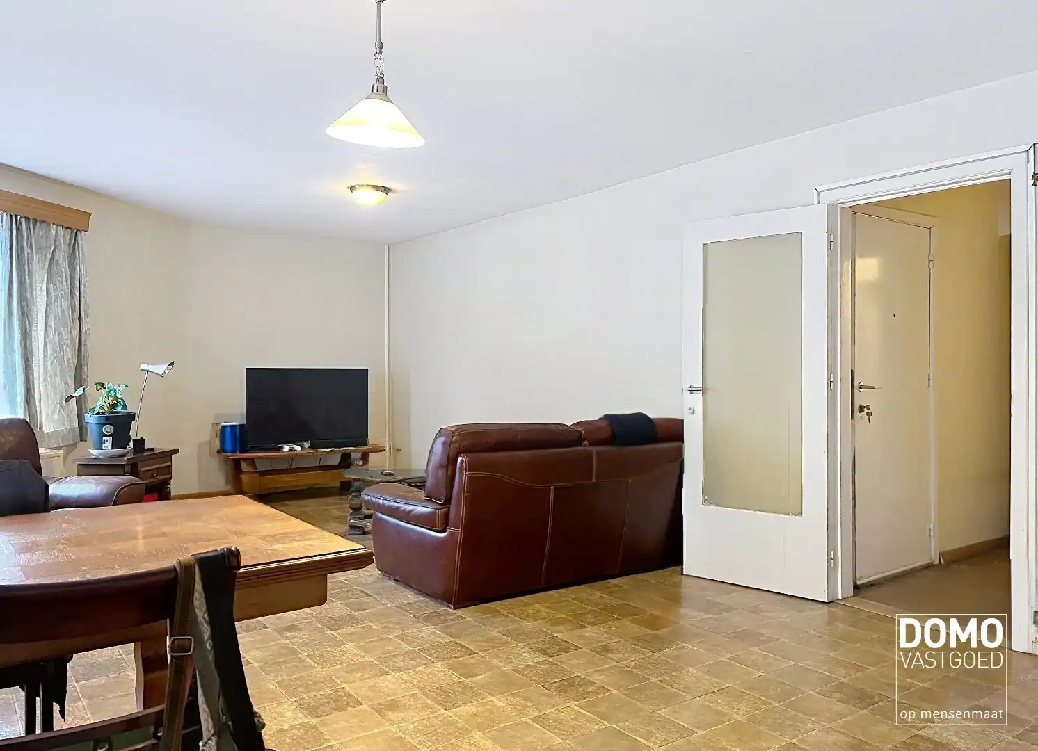 CENTRAAL GELEGEN APPARTEMENT TE HASSELT MET 1 SLAAPKAMER foto 5