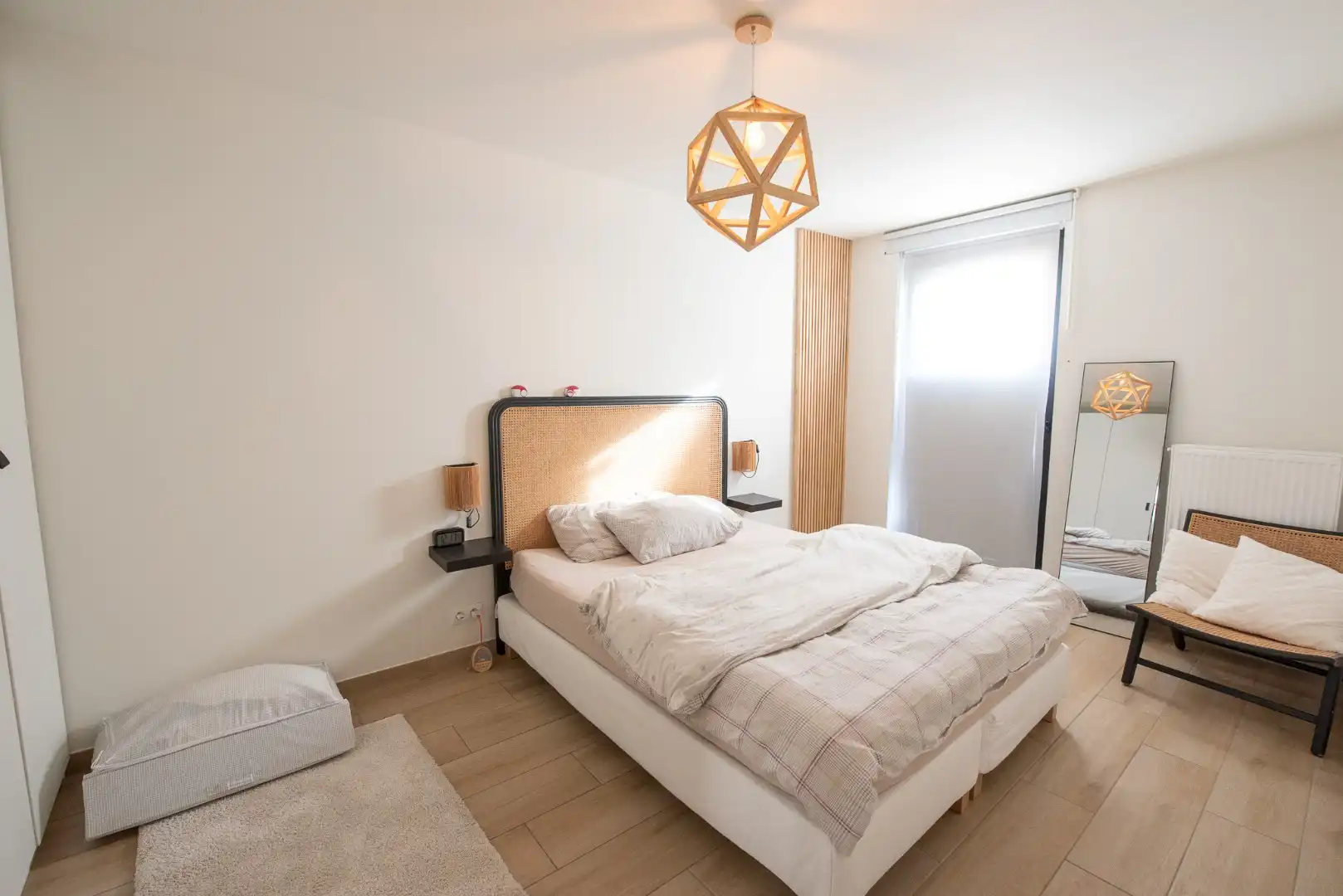 Prachtig gelijkvloers appartement  TE HUUR vlakbij park Baron Casier. foto 7