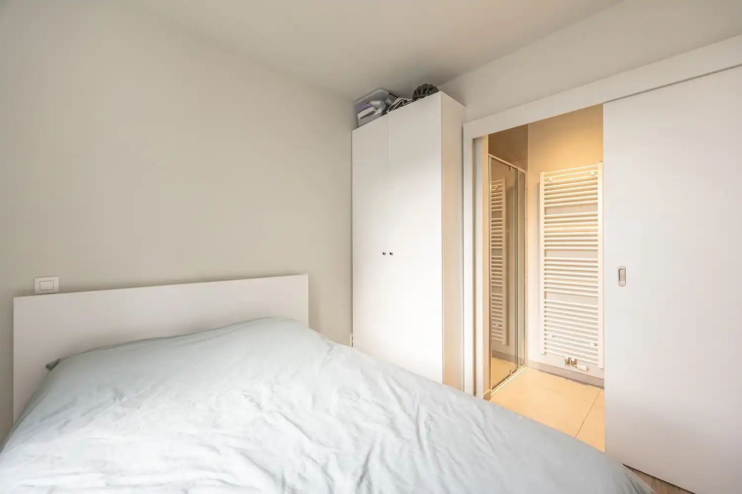 Recent 1 slpk appartement met ruim terras foto 12