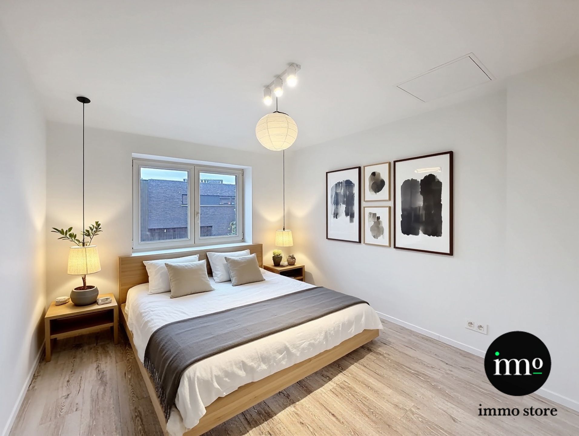 Volledig gerenoveerde gezinswoning met 3 slaapkamers, garage en nieuw aan te leggen tuin in hartje Sint-Ulriks-Kapelle foto 9