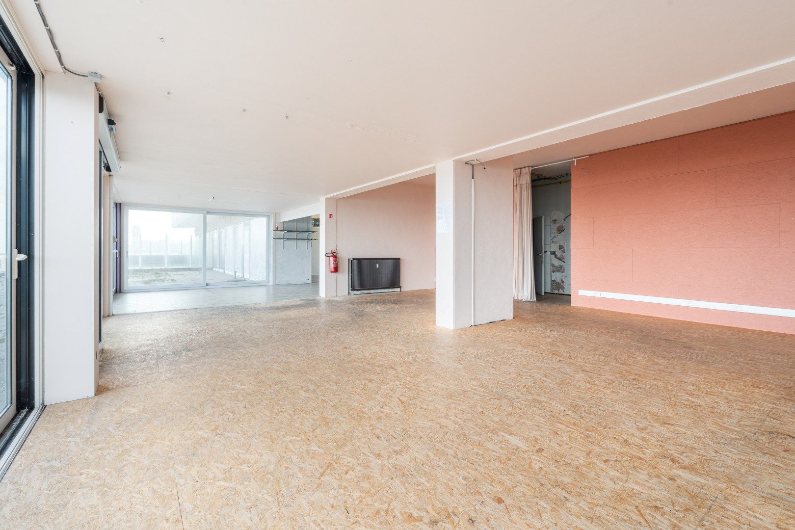HANDELSPAND OP TOPLOCATIE foto 19