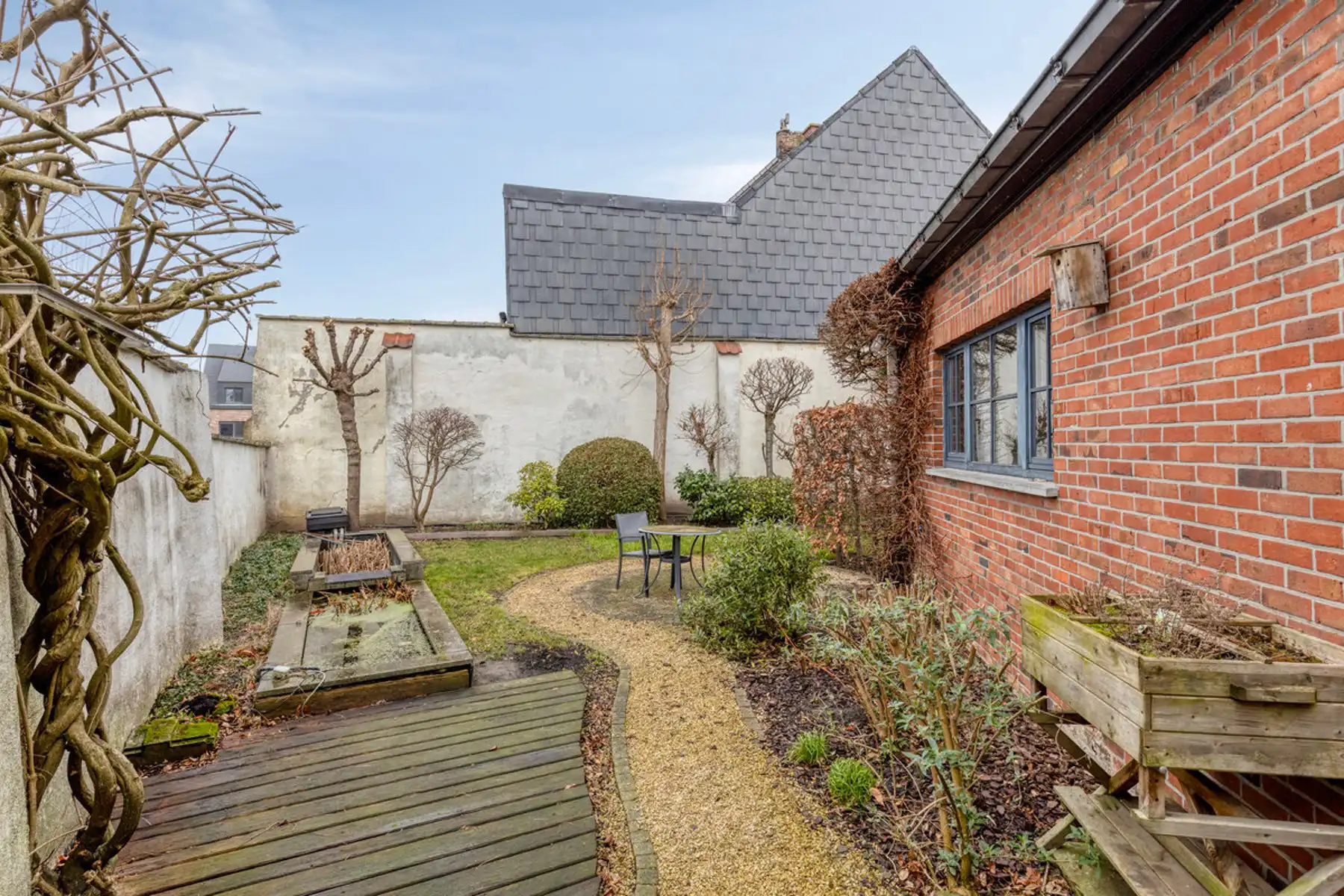 Charmante halfopen bebouwing vlakbij station Wetteren foto 13