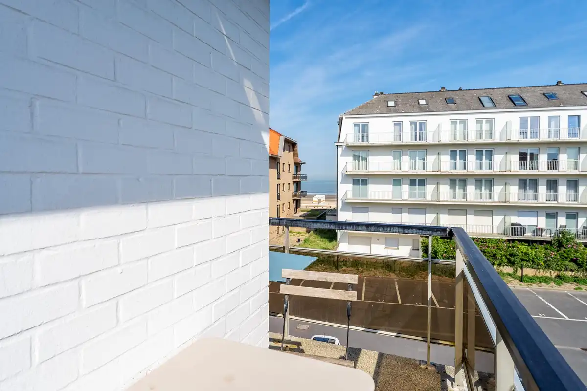 Prachtig gerenoveerd appartement nabij het strand foto 10