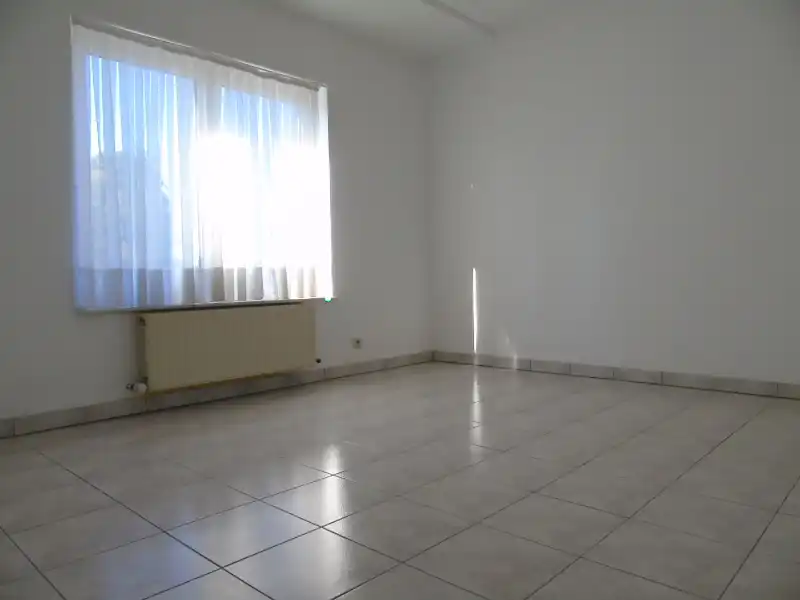 Ruim duplex-appartement (140 m²) met 3 slaapkamers, terras en garagebox foto 8