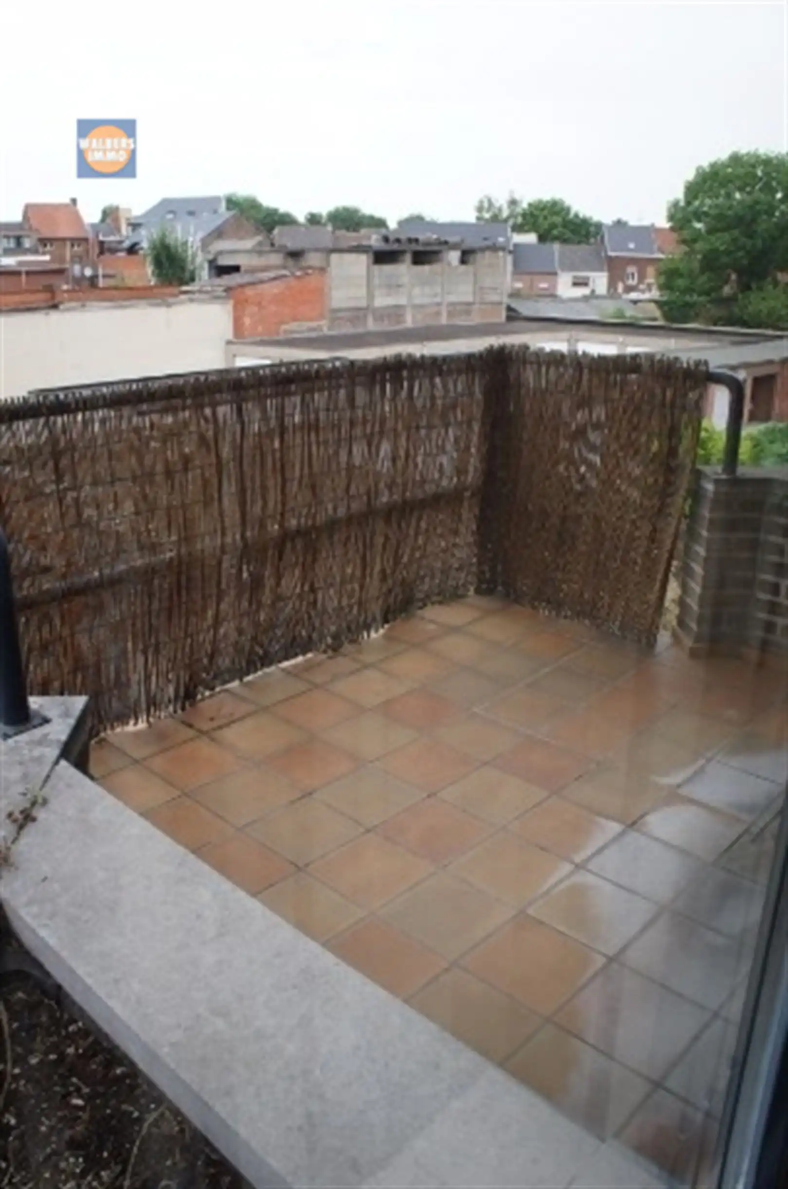 Lichtrijk 2-slaapkamer appartement met terras, garage en zicht op het kanaal foto 11