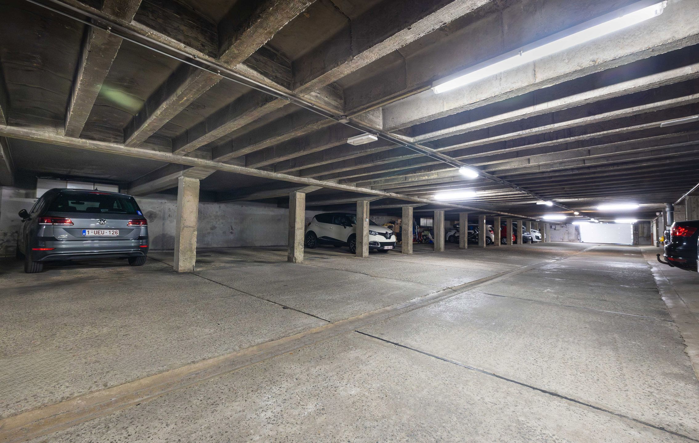 Appartement met 2 slaapkamers + P foto 16