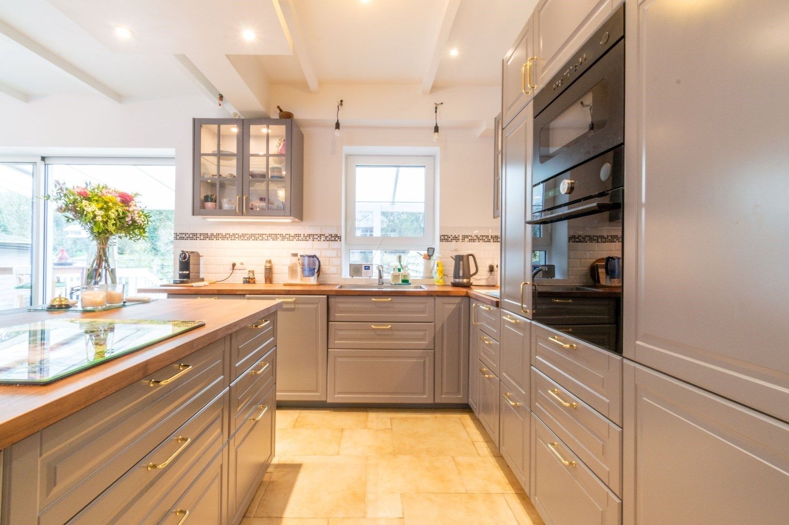 INSTAPKLARE WONING MET 2 SLP + BUREAU & ZUID-TUIN ! foto 3