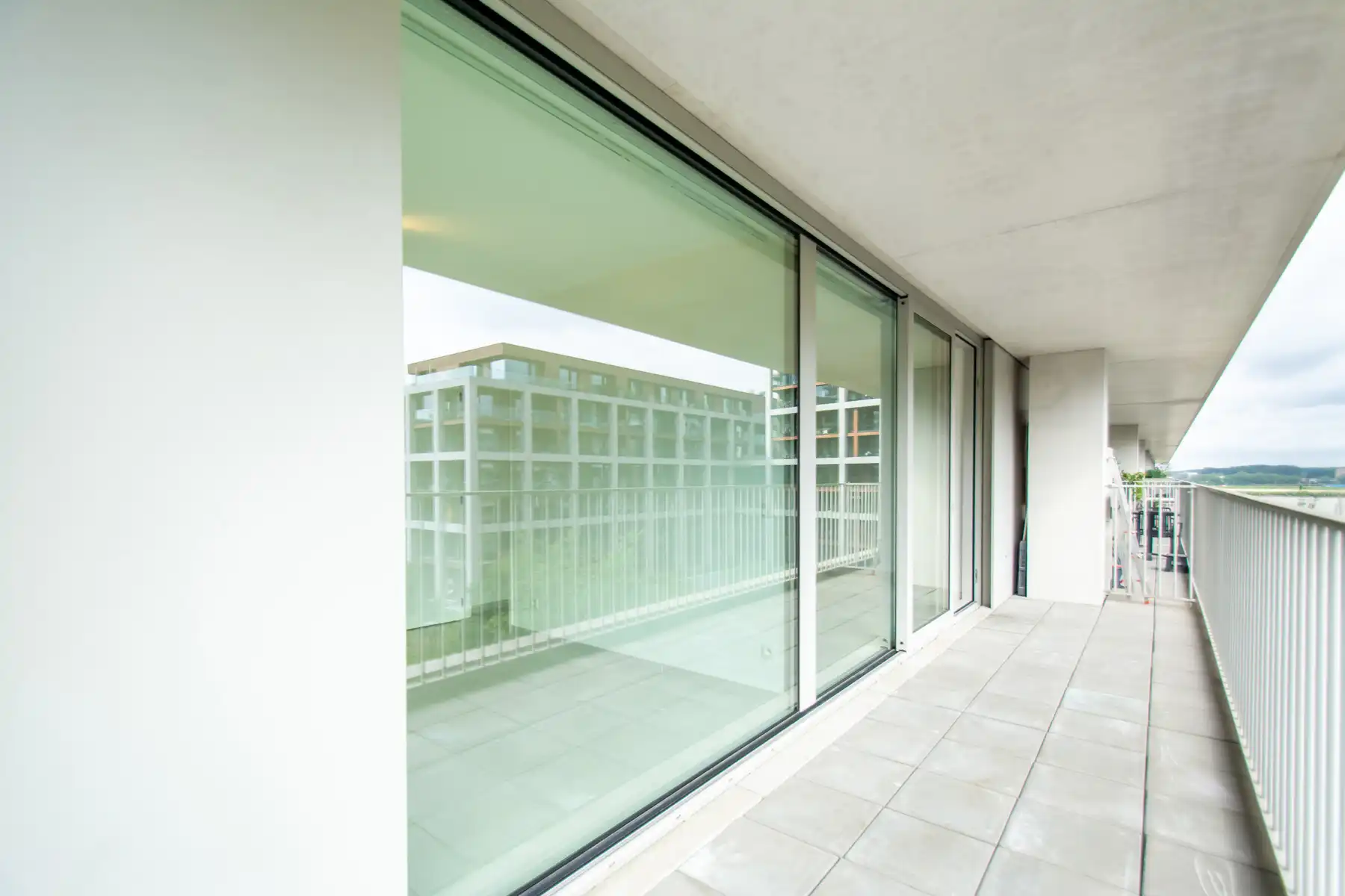 1-slaapkamerappartement met terras & zijdelings Scheldezicht foto 8