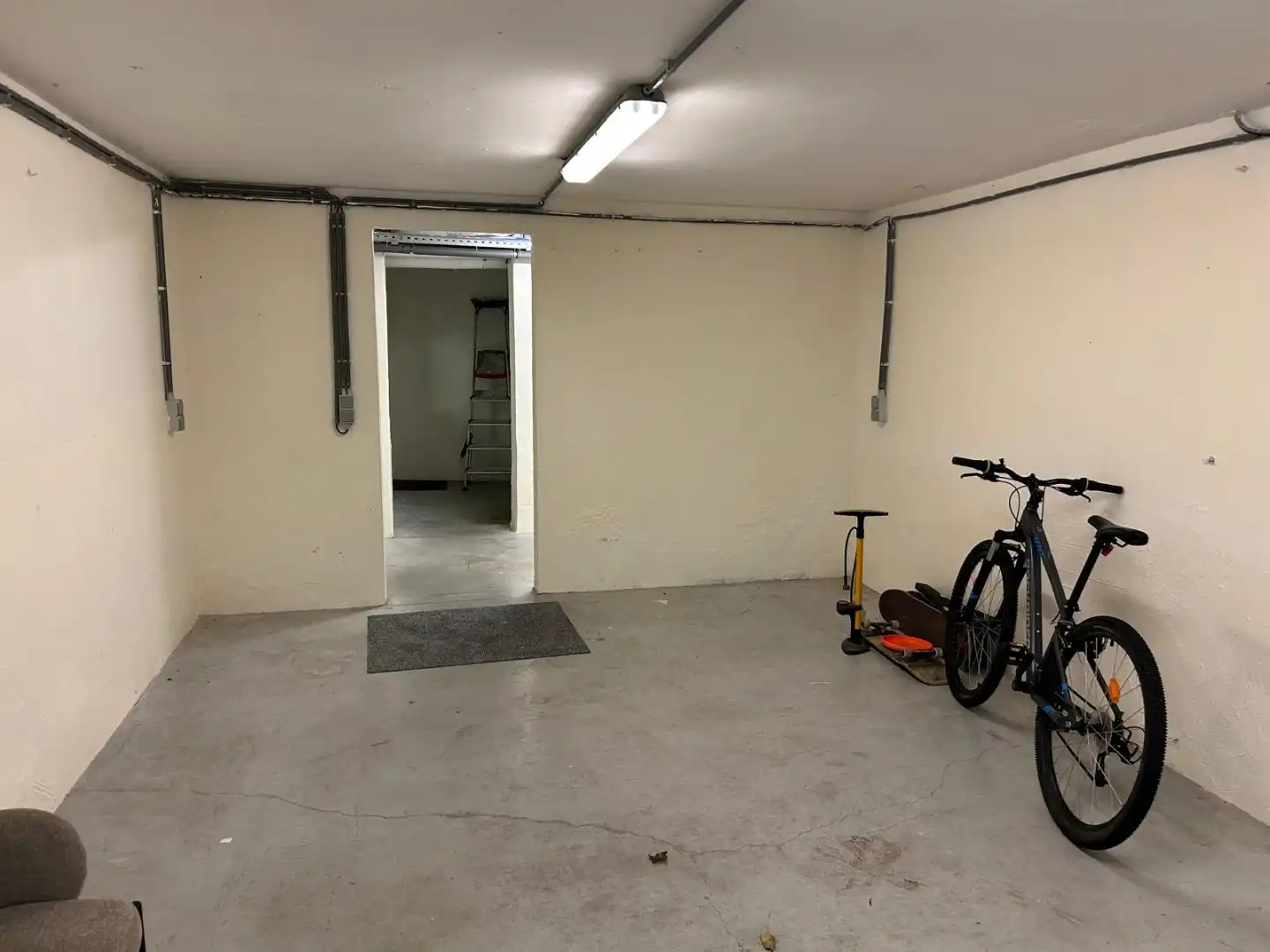 Ruime en gerenoveerde stadswoning met 5 slaapkamers, garage en twee badkamers in hartje Blankenberge foto 26