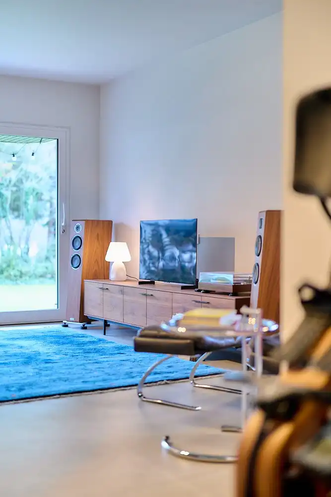 Hoogwaardig gerenoveerd villa-appartement met grote zonnige tuin. foto 18