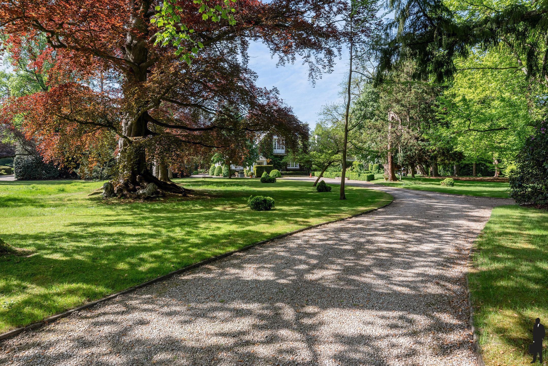 Uniek domein "Hof Van Lachenen" met 2 villa's te koop in Lier.  foto 11