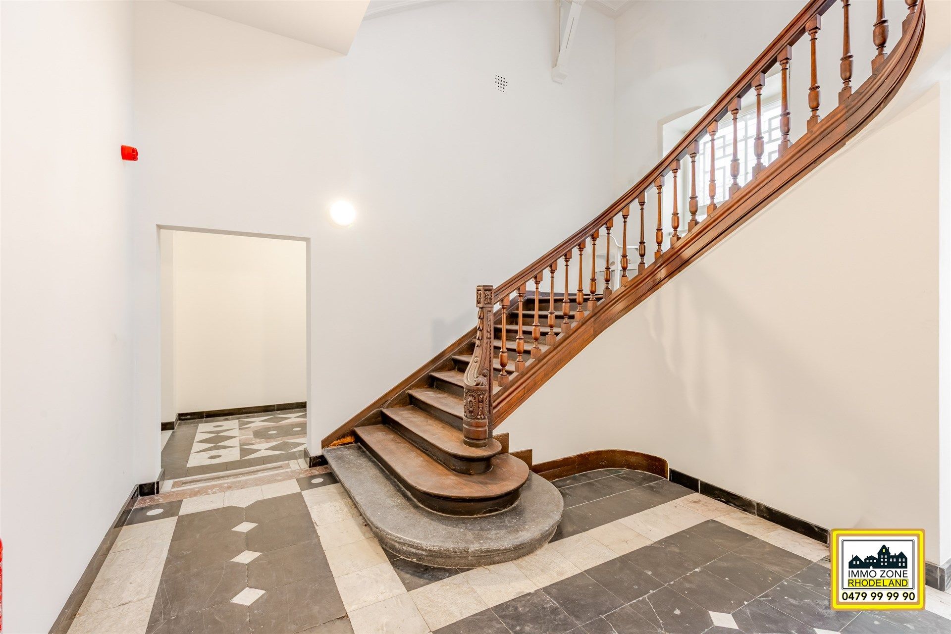 Prachtig gerenoveerd appartement in historisch pand. foto 26