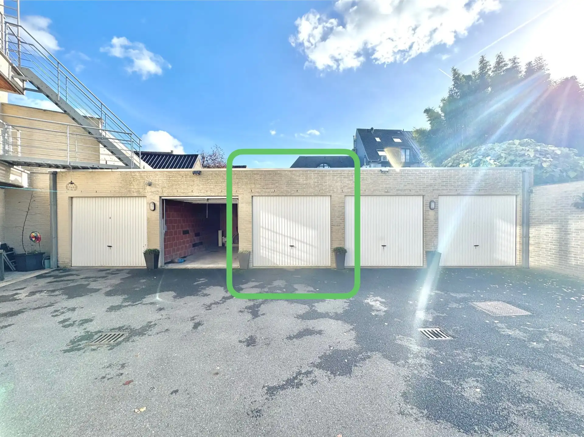 LICHTRIJK APPARTEMENT MET ZONNETERRAS EN 2 KAMERS foto 24